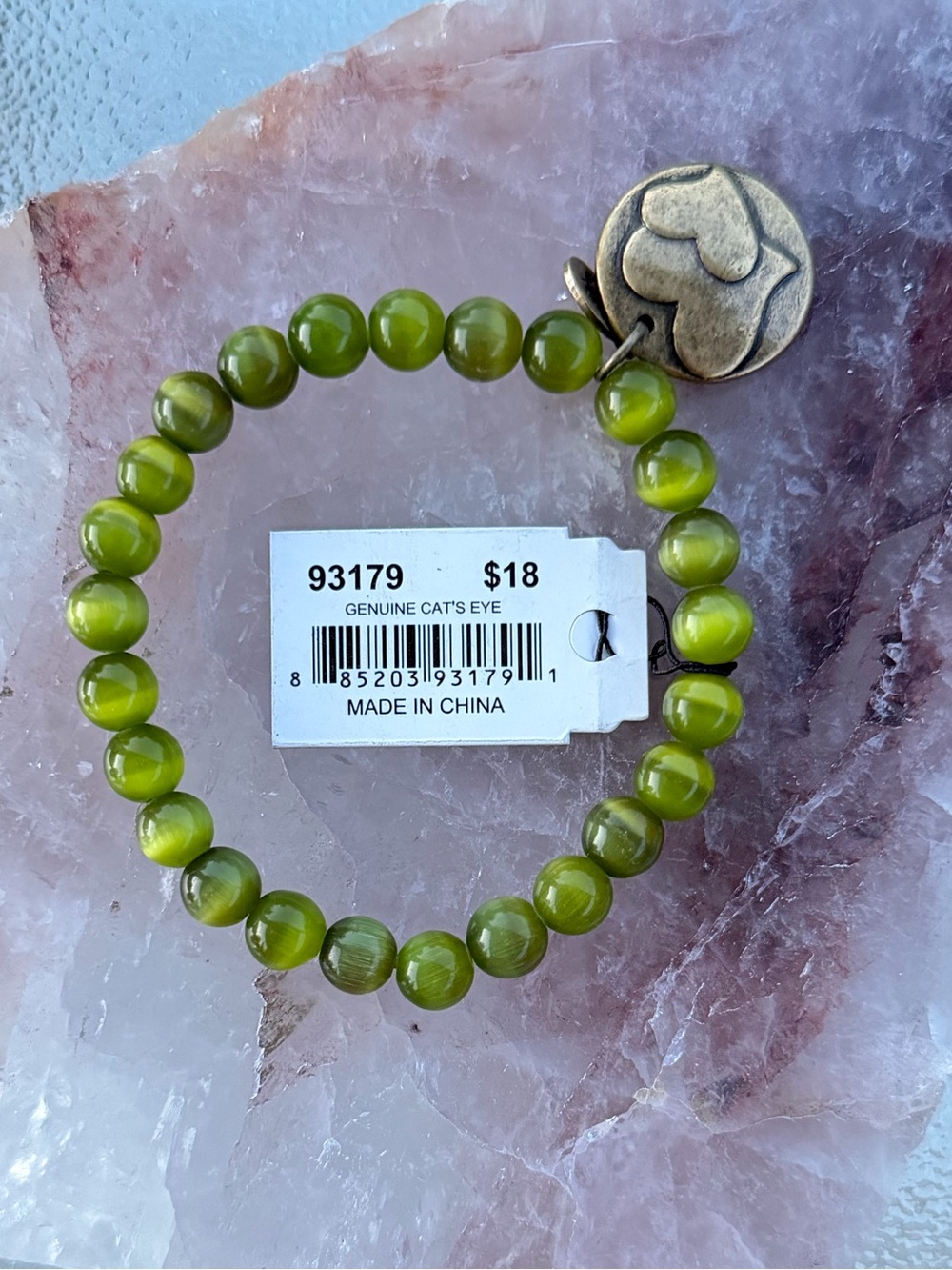 Cookie Lee Genuine Green Cat’s Eye Stretch Bracelet with Hearts and Love Charm - Picture 5 of 5